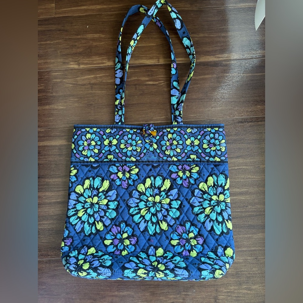 Vera Bradley Toggle Tote - Brand New